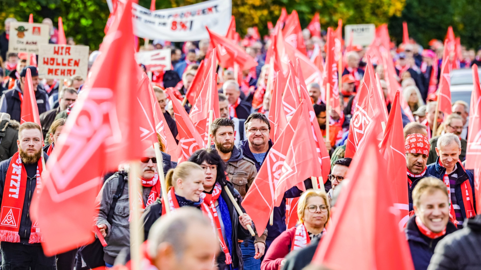 Warnstreik am 03.11.2022 zur Tarifrunde M+E in Gevelsberg mit Hans-Jürgen Urban