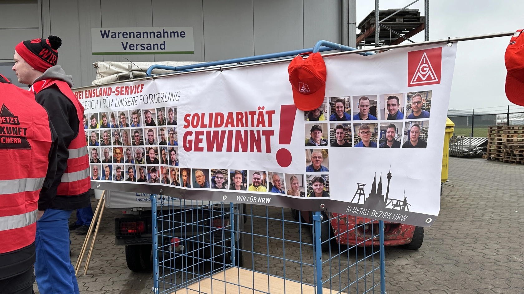 Textil Bekleidung 1. Warnstreikwelle