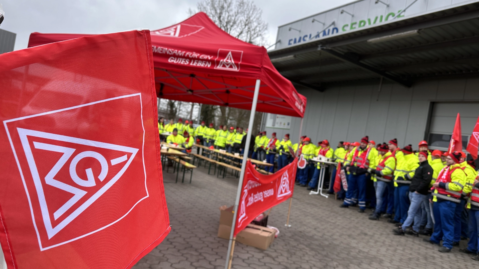 Textil Bekleidung 1. Warnstreikwelle