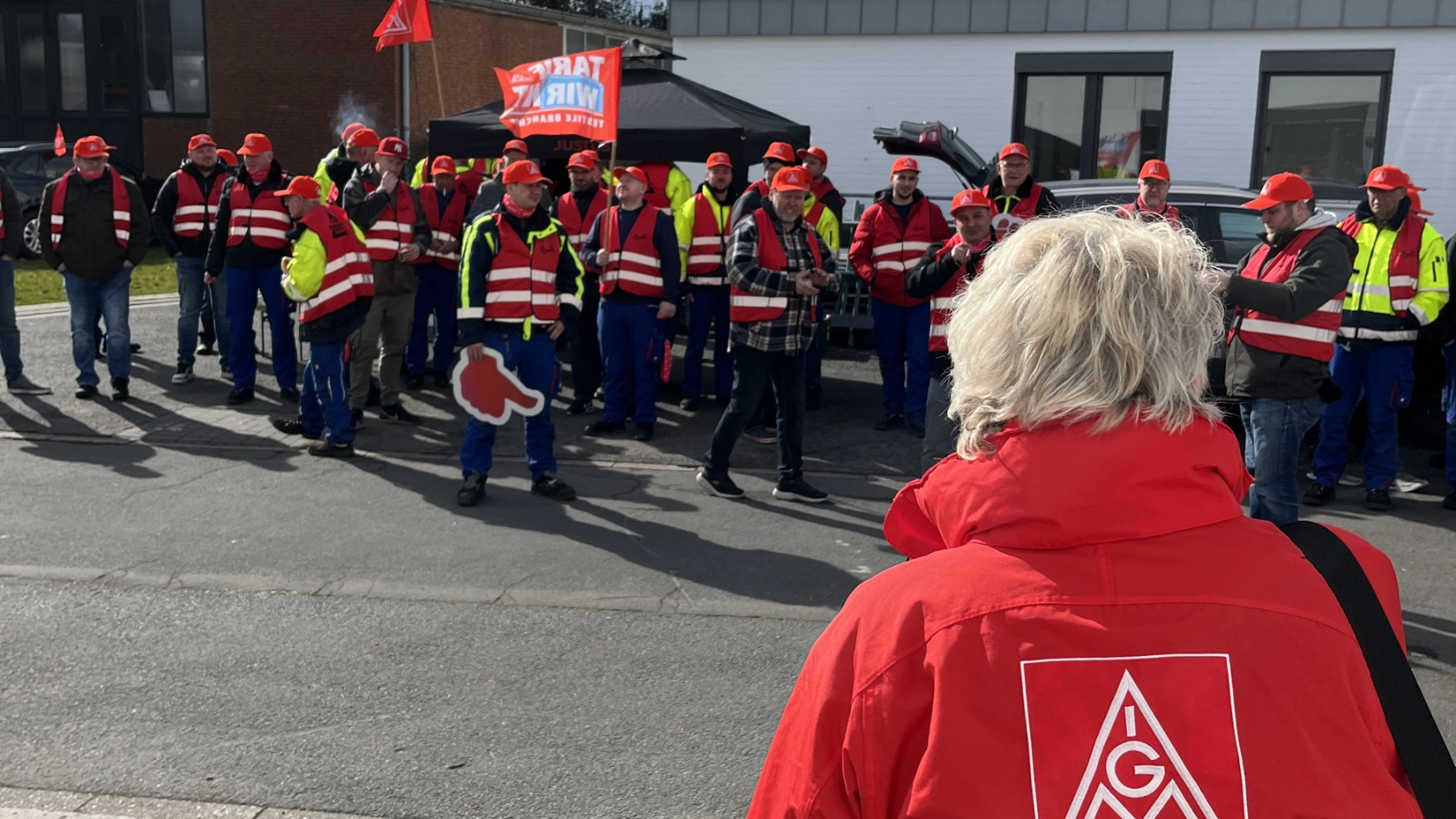 Textil Bekleidung 1. Warnstreikwelle