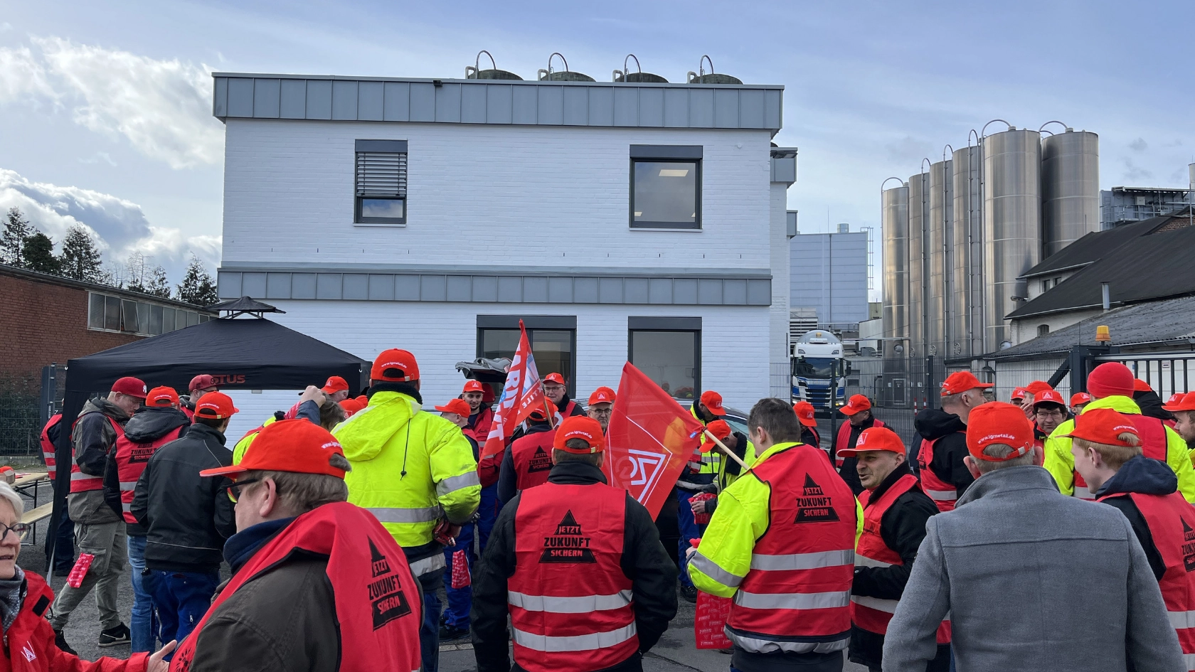 Textil Bekleidung 1. Warnstreikwelle