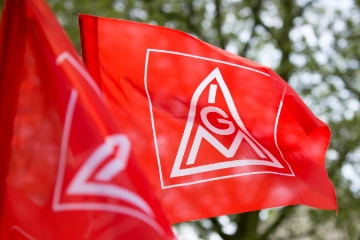 Beschäftigte von Frenkert nehmen an Großkundgebung teil