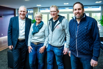 IG Metaller*innen beraten über die Zukunft der Branche