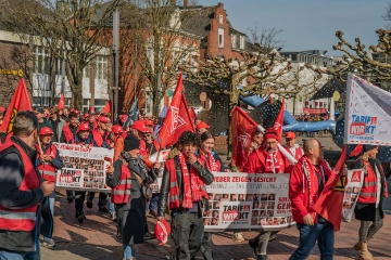 Warnstreiks zeigen Wirkung - TARIFERGEBNIS ERZIELT