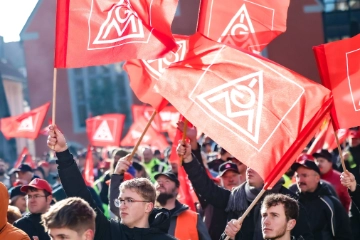 NRW übernimmt Pilot-Abschluss - Eine solide Sache