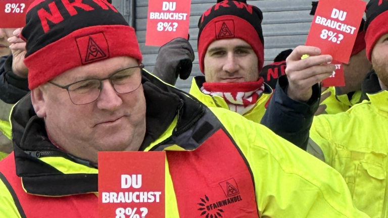 Textil Bekleidung 1. Warnstreikwelle
