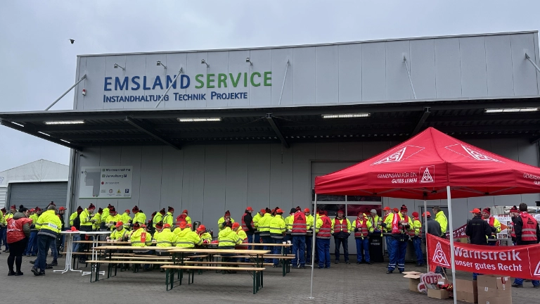 Textil Bekleidung 1. Warnstreikwelle